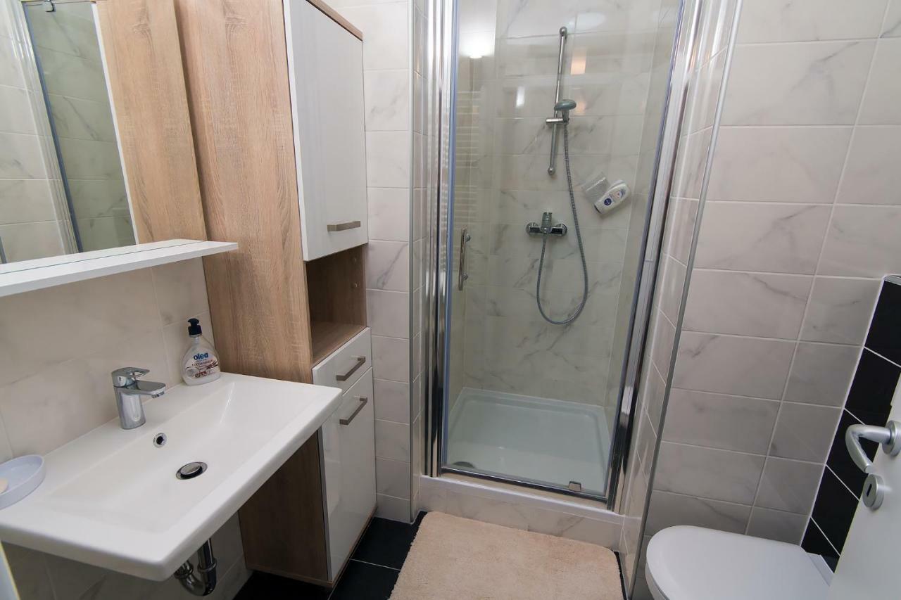 Studio Apartman Bella Lägenhet Zagreb Exteriör bild