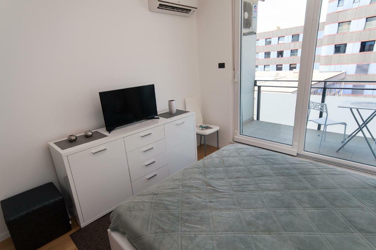 Studio Apartman Bella Lägenhet Zagreb Exteriör bild