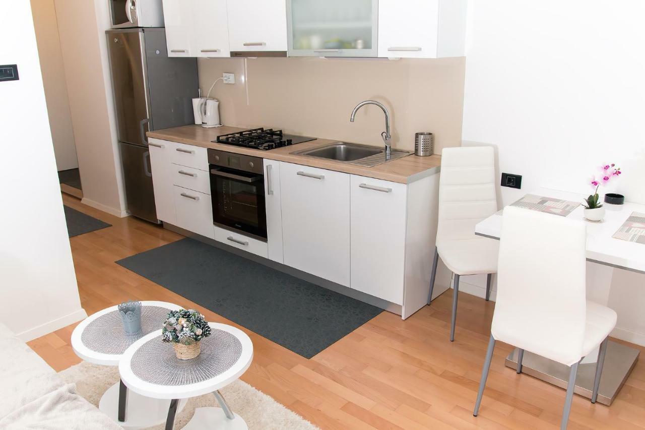 Studio Apartman Bella Lägenhet Zagreb Exteriör bild