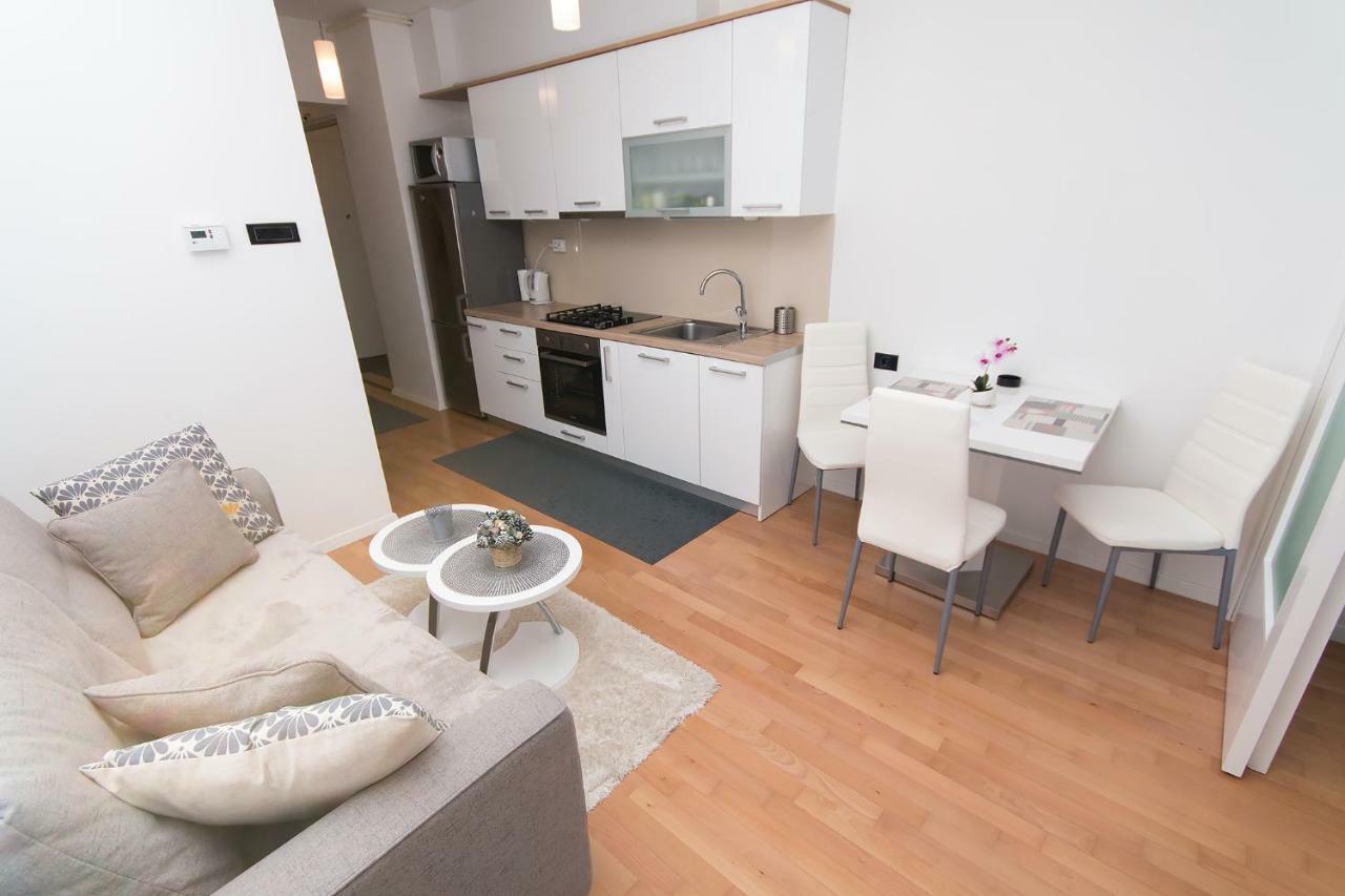 Studio Apartman Bella Lägenhet Zagreb Exteriör bild